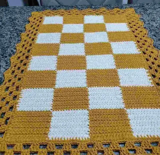 cropped-passadeira-com-xadrez-de-croche-para-cozinha-passo-a-passo.jpg