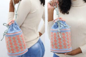 Mochila em Crochê com Fio Conduzido: Um Espetáculo