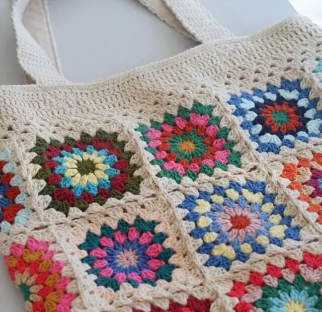 cropped-modelos-de-bolsas-de-croche-7.jpg